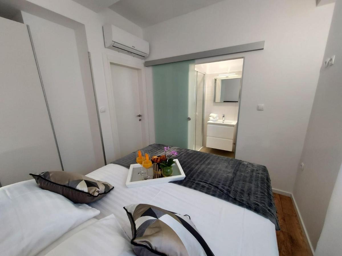 Apartmani Cvita Omis Exterior photo